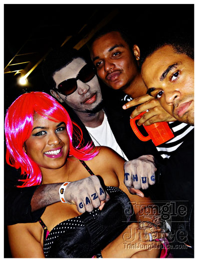 halloween_mania_bananas_oct29-076