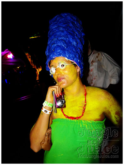 halloween_mania_bananas_oct29-078