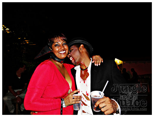 halloween_mania_bananas_oct29-081