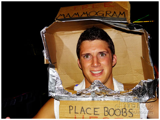 halloween_mania_bananas_oct29-091