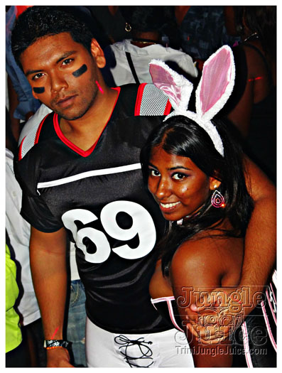 halloween_mania_bananas_oct29-102