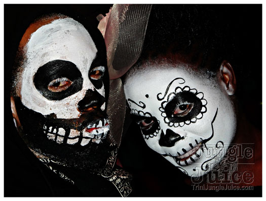 halloween_mania_bananas_oct29-110