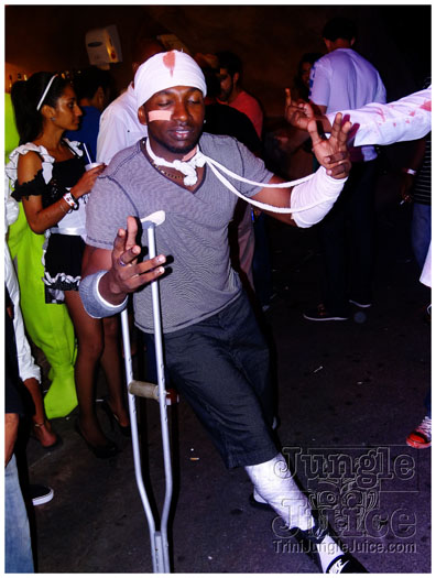 halloween_mania_bananas_oct29-114