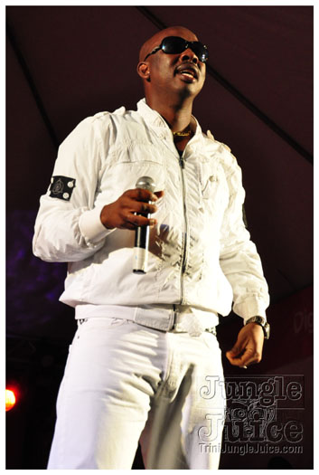 midnight_in_the_moonlight_2011-019