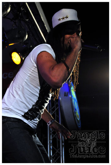 midnight_in_the_moonlight_2011-041