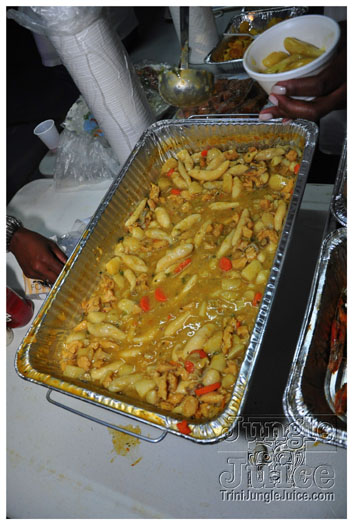 midnight_in_the_moonlight_2011-103