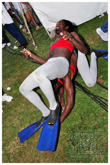 midnight_in_the_moonlight_2011-117