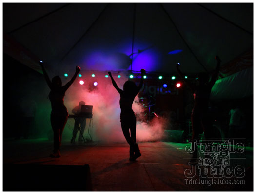 midnight_in_the_moonlight_2011-134