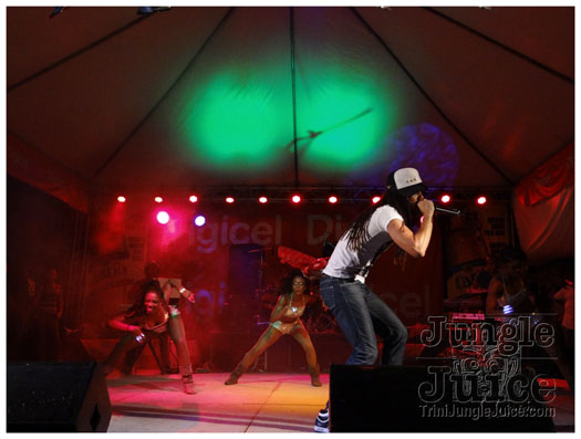 midnight_in_the_moonlight_2011-144