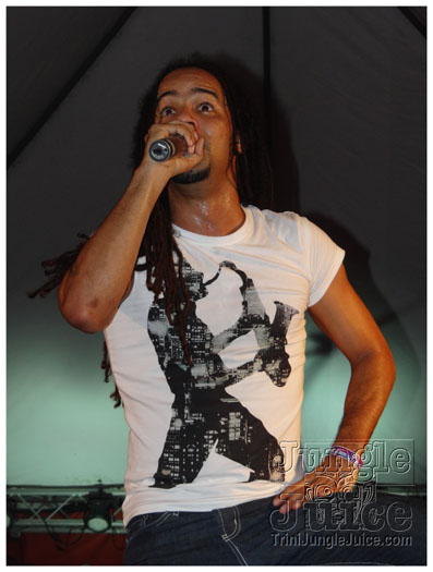 midnight_in_the_moonlight_2011-145