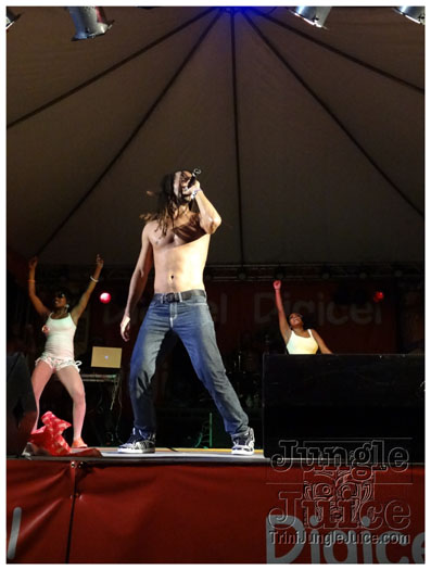 midnight_in_the_moonlight_2011-156