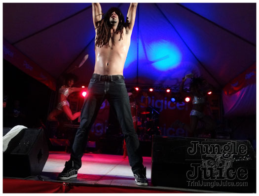 midnight_in_the_moonlight_2011-176