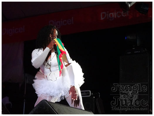 midnight_in_the_moonlight_2011-180