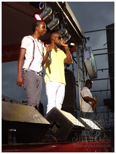 midnight_in_the_moonlight_2011-186