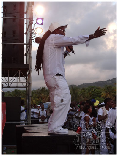 midnight_in_the_moonlight_2011-188