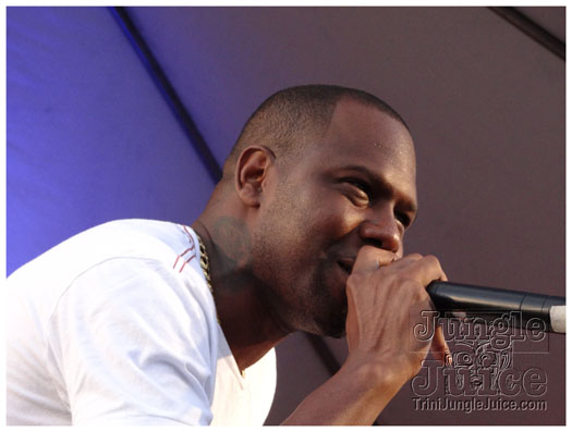 midnight_in_the_moonlight_2011-197