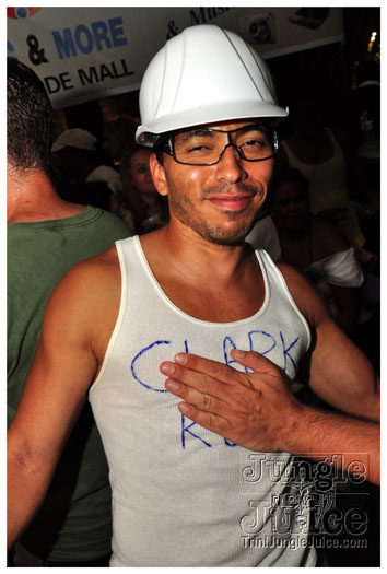 spicemas_jouvert_2011_pt1-052