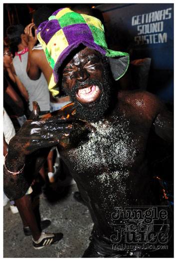 spicemas_jouvert_2011_pt1-066