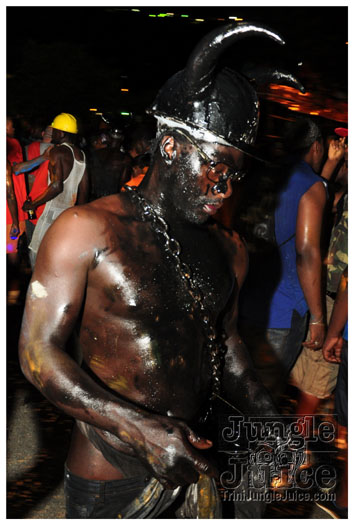 spicemas_jouvert_2011_pt1-074
