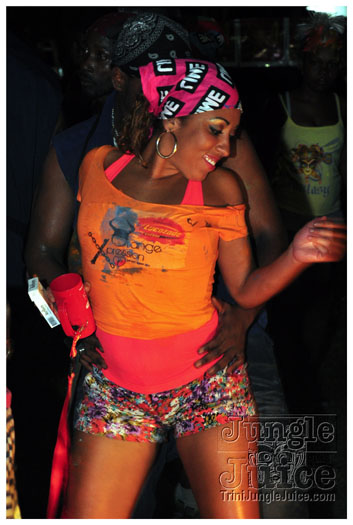 spicemas_jouvert_2011_pt1-075