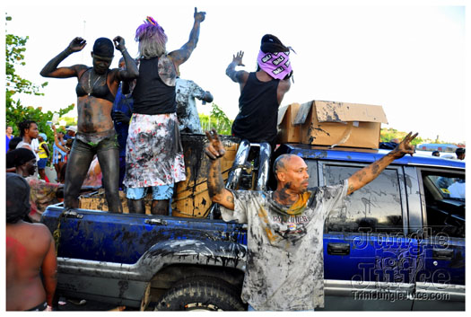 spicemas_jouvert_2011_pt1-181