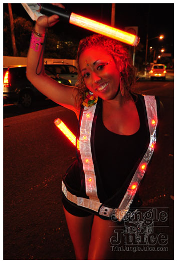 grenada_mon_night_mas_2011-004