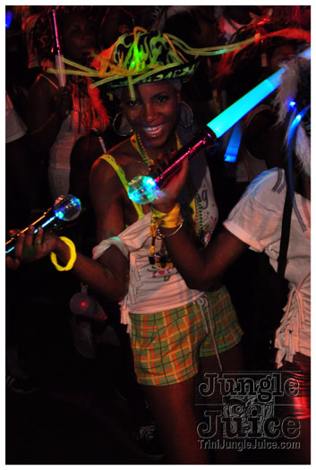grenada_mon_night_mas_2011-059