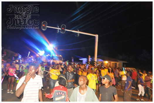 grenada_mon_night_mas_2011-081