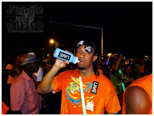 grenada_mon_night_mas_2011-093