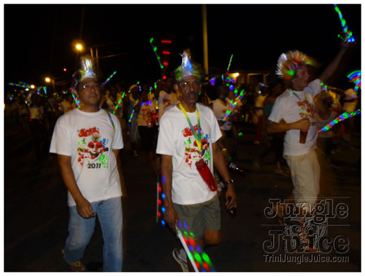 grenada_mon_night_mas_2011-099