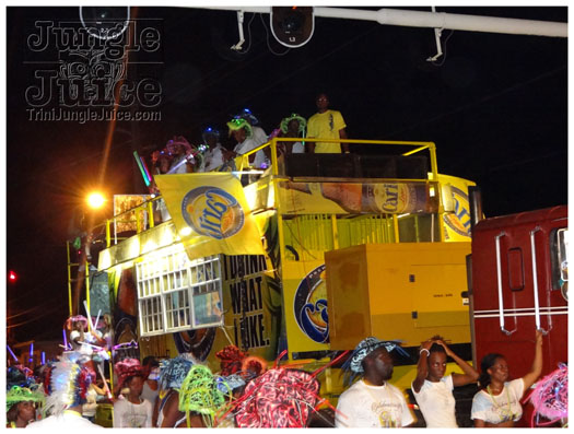 grenada_mon_night_mas_2011-101