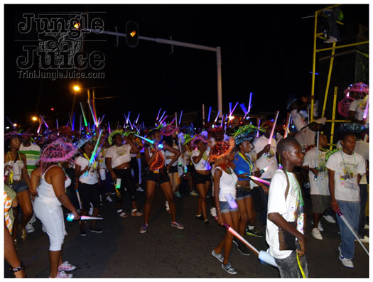 grenada_mon_night_mas_2011-103