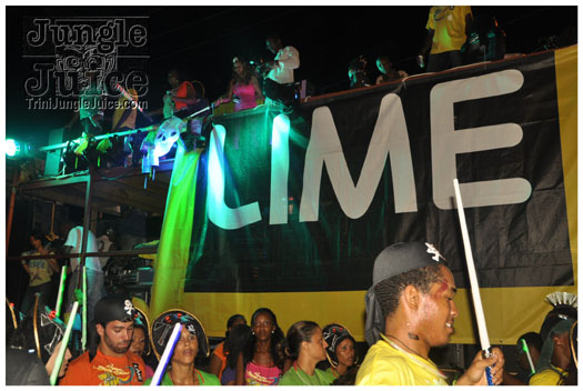 grenada_mon_night_mas_2011-110