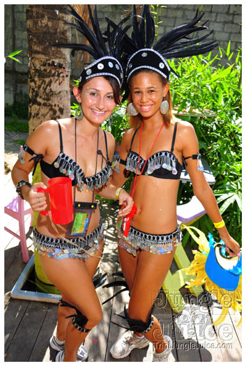 grenada_carnival_tues_2011_pt1-012