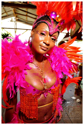 grenada_carnival_tues_2011_pt1-017