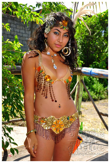 grenada_carnival_tues_2011_pt1-022