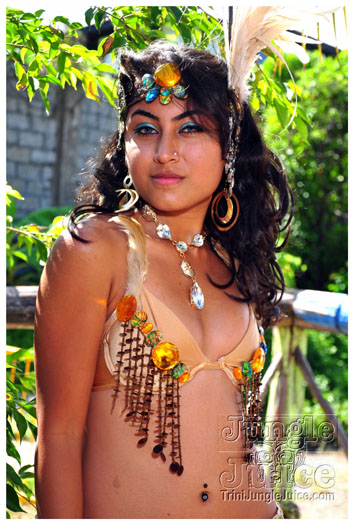 grenada_carnival_tues_2011_pt1-023