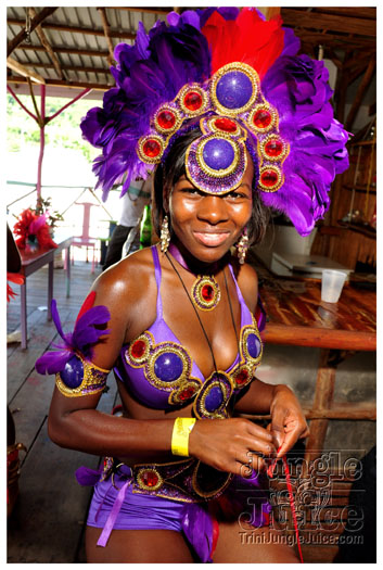 grenada_carnival_tues_2011_pt1-026