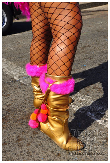 grenada_carnival_tues_2011_pt1-049