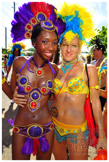 grenada_carnival_tues_2011_pt1-079