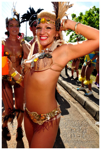 grenada_carnival_tues_2011_pt1-080