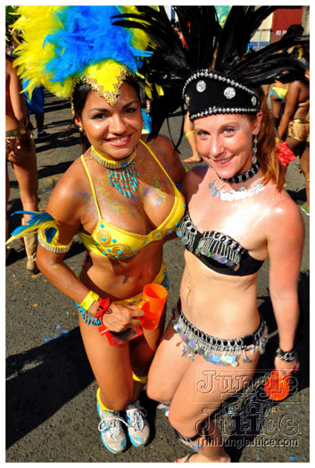 grenada_carnival_tues_2011_pt1-097