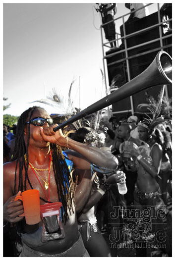 grenada_carnival_tues_2011_pt2-014