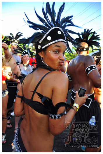 grenada_carnival_tues_2011_pt2-027