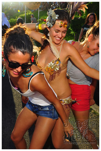 grenada_carnival_tues_2011_pt2-031