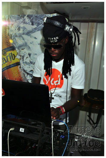 grenada_carnival_tues_2011_pt2-073