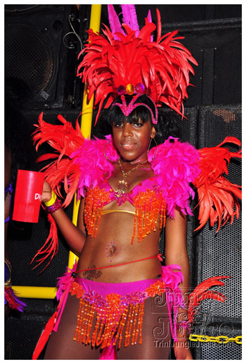 grenada_carnival_tues_2011_pt2-137