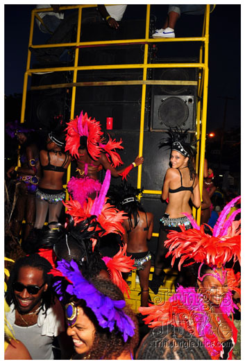 grenada_carnival_tues_2011_pt2-151