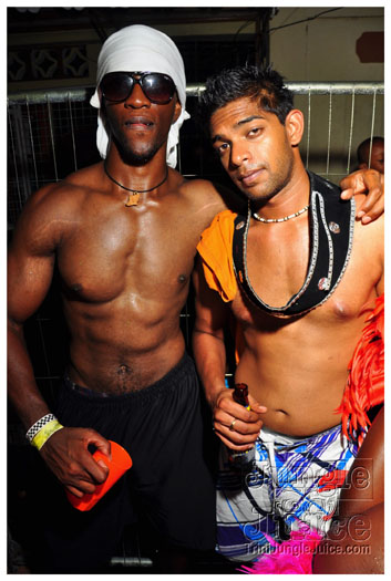 grenada_carnival_tues_2011_pt2-153