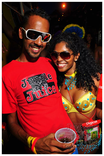 grenada_carnival_tues_2011_pt2-154